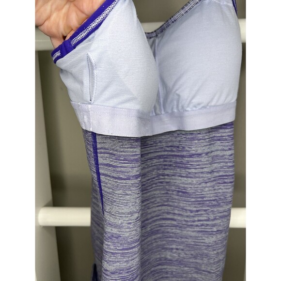 Lululemon Tank Top Womens 4 Purple White Athletic Sports Tank Removable Pads - Picture 5 of 10